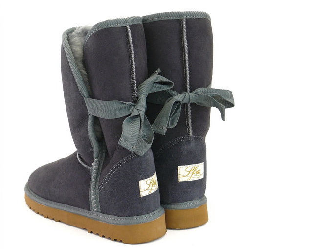 Cupid Bow (Grey)